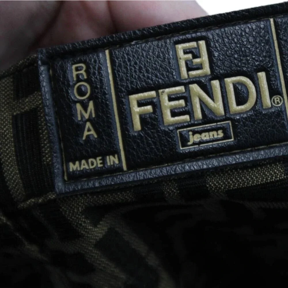Authentic vintage Fendi Zucca Print Monogram Jeans Pants 27